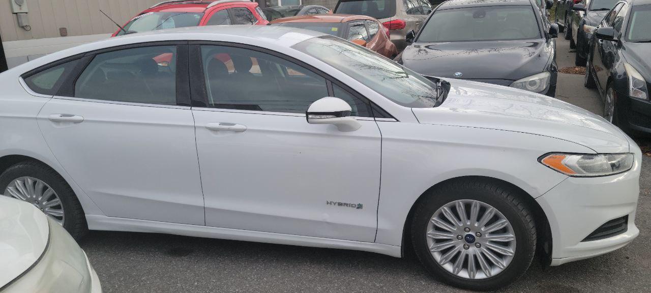 2014 Ford Fusion Hybrid Se Photo