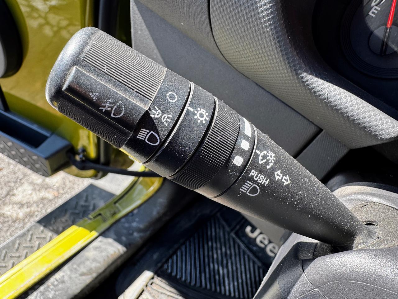 2007 Jeep Wrangler Sahara Photo