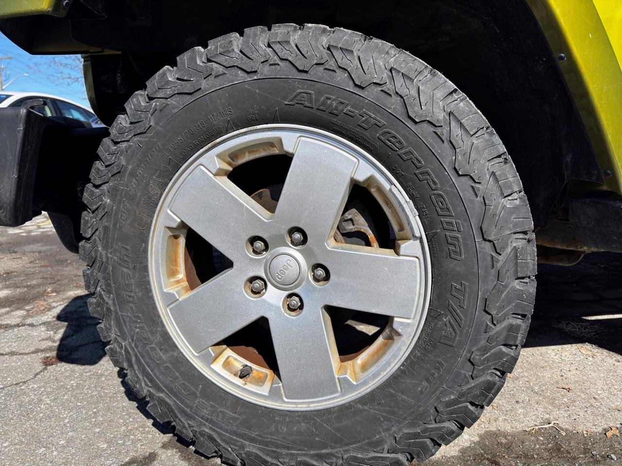 2007 Jeep Wrangler Sahara Photo