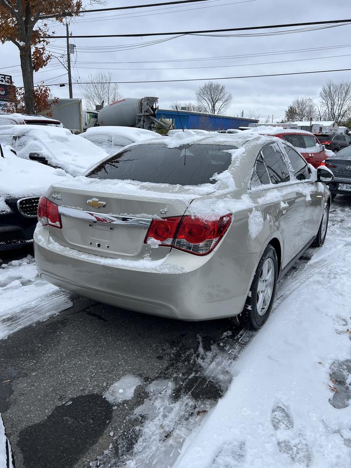 2016 Chevrolet Cruze Limited 2LT Photo