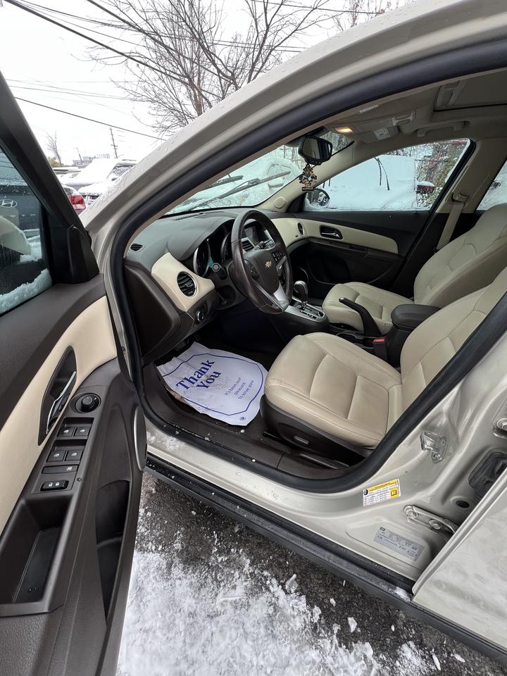 2016 Chevrolet Cruze Limited 2LT Photo