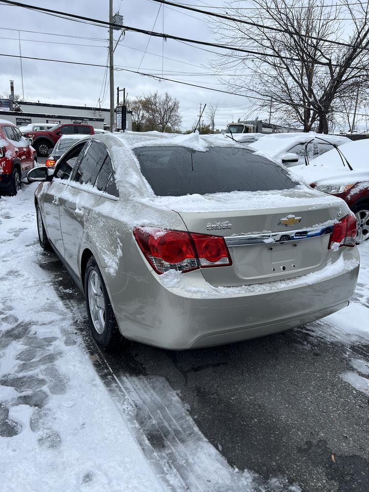 2016 Chevrolet Cruze Limited 2LT Photo