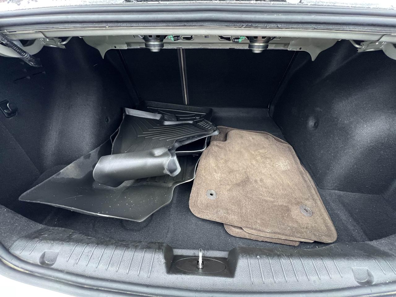 2016 Chevrolet Cruze Limited 2LT Photo