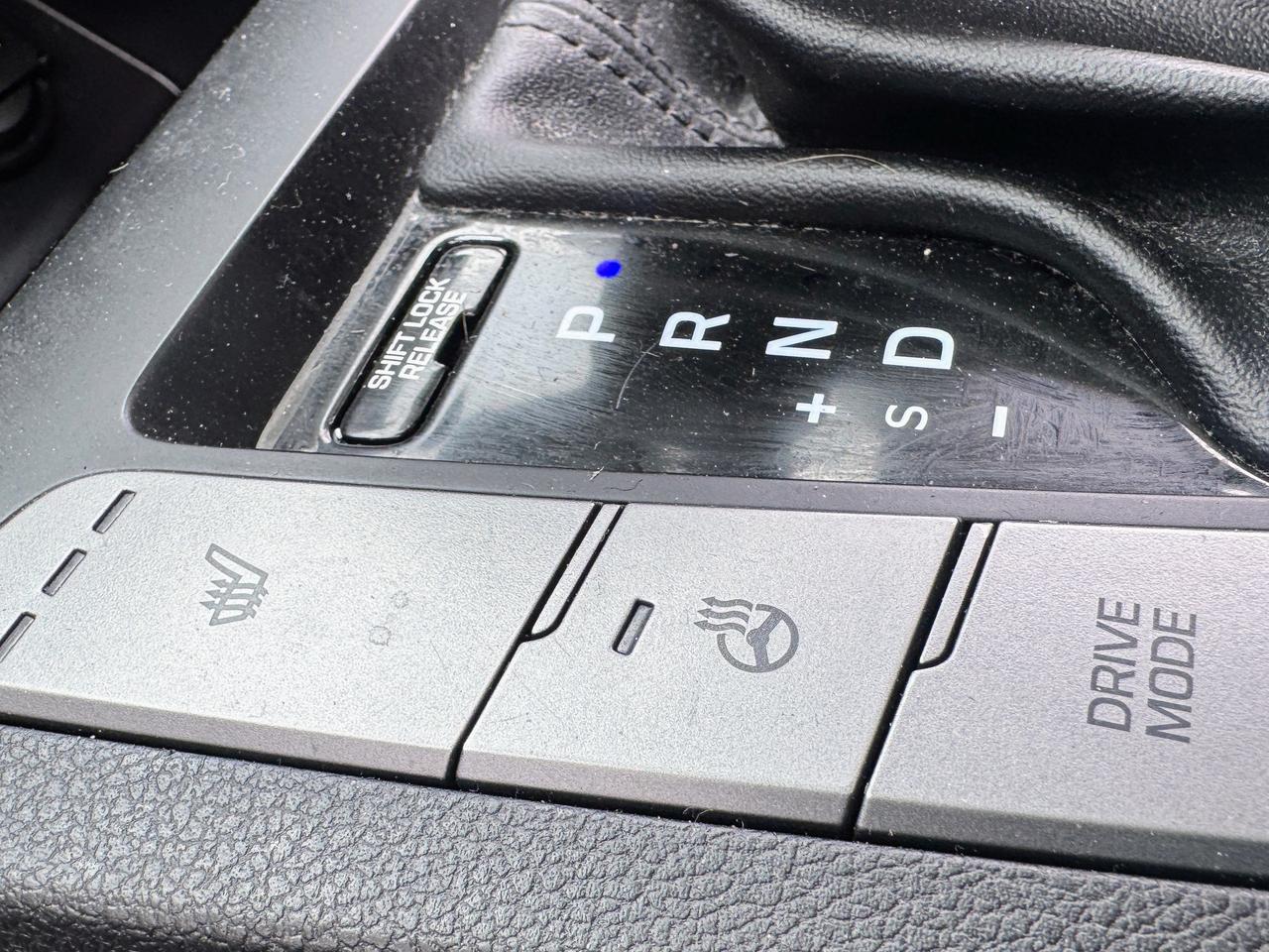 2019 Hyundai Elantra Limited Photo