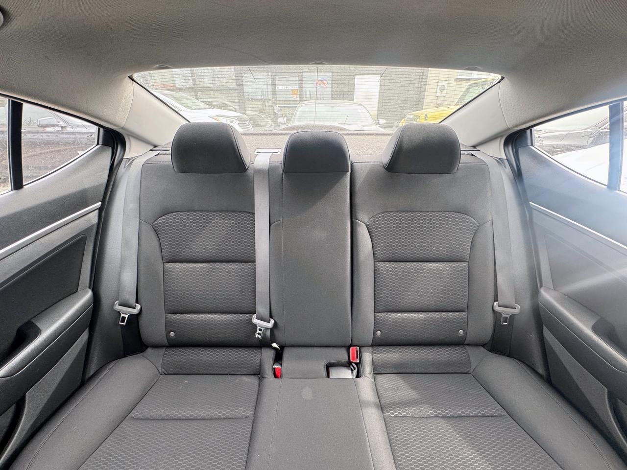 2019 Hyundai Elantra Limited Photo