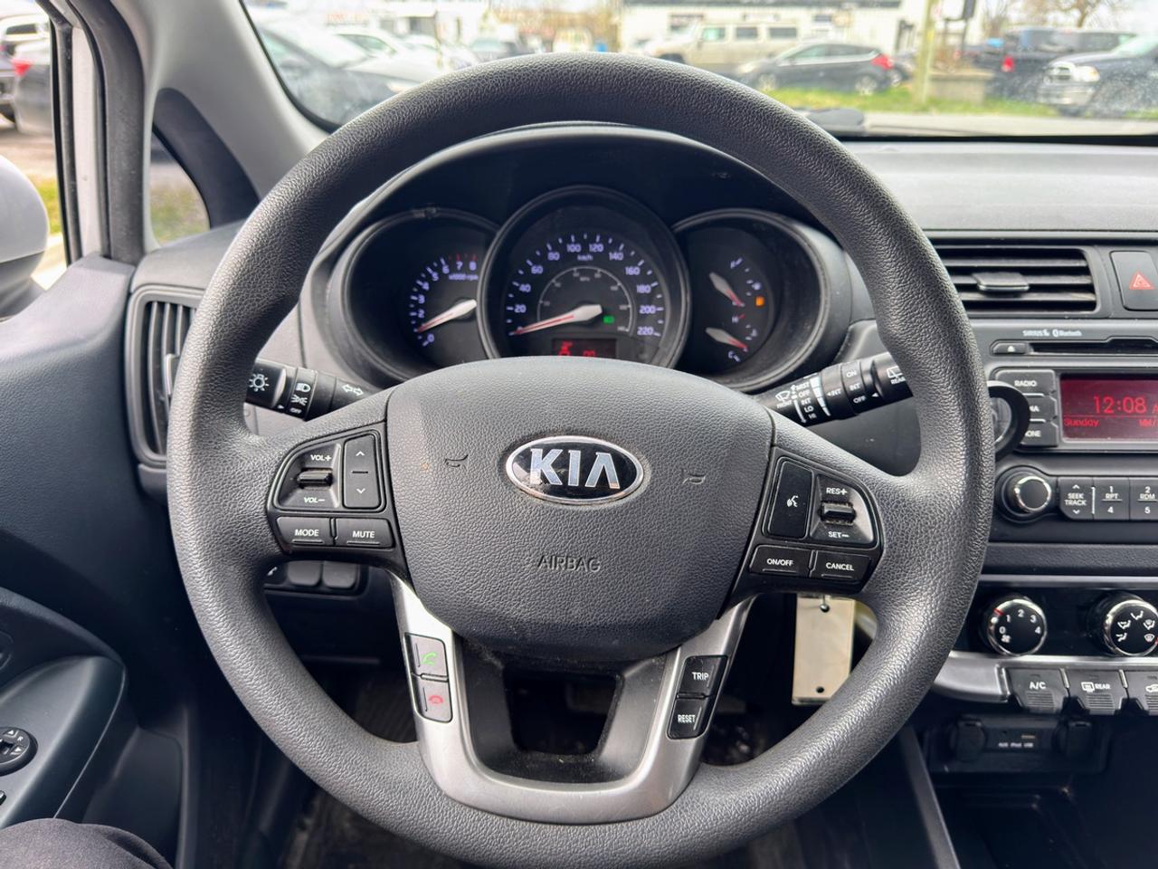 2014 Kia Rio LX Photo