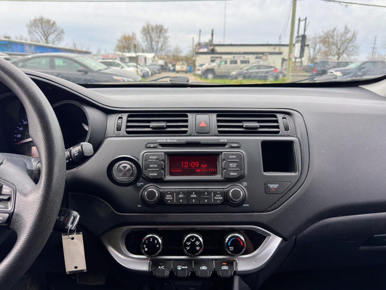 2014 Kia Rio LX Photo
