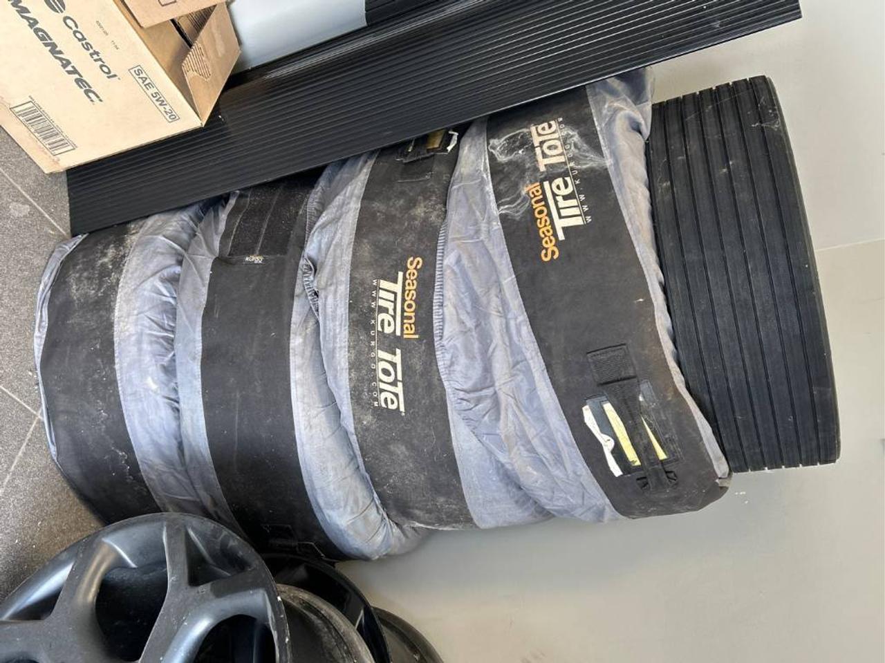 2015 Ford Mustang  Photo