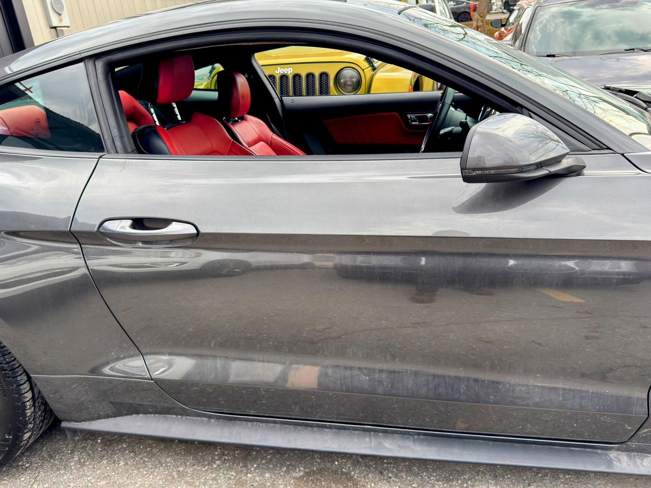 2015 Ford Mustang  Photo