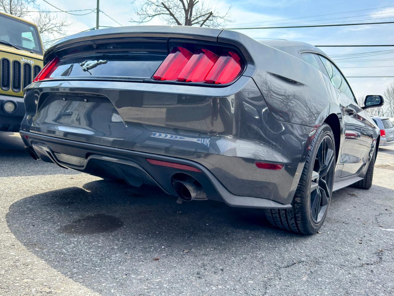 2015 Ford Mustang  Photo