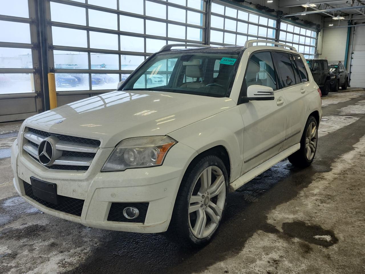 2010 Mercedes-Benz GLK-Class GLK350 Photo