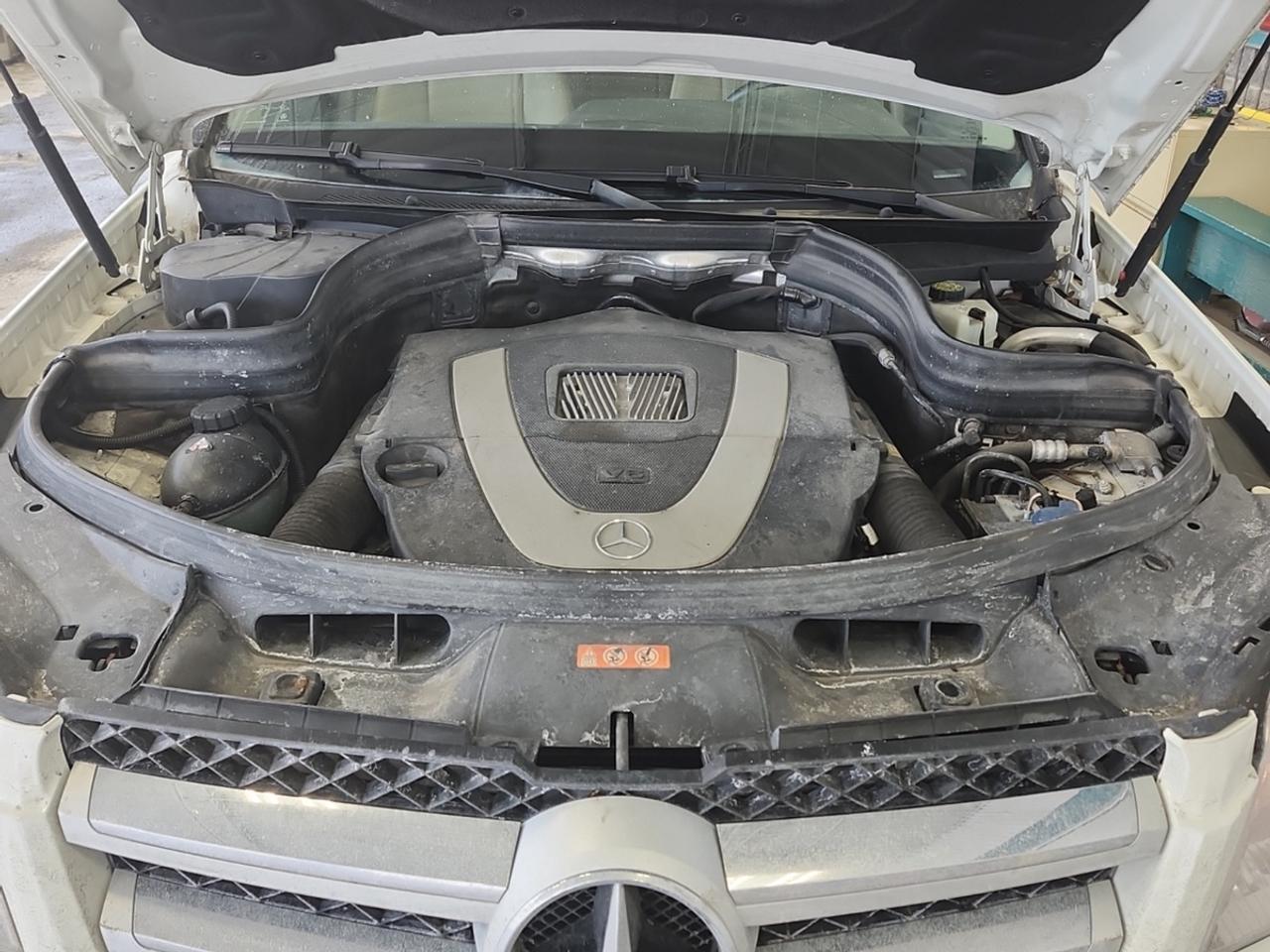 2010 Mercedes-Benz GLK-Class GLK350 Photo