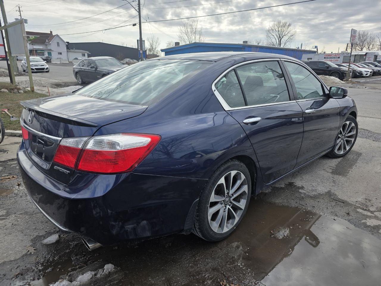 2015 Honda Accord Sport Photo3