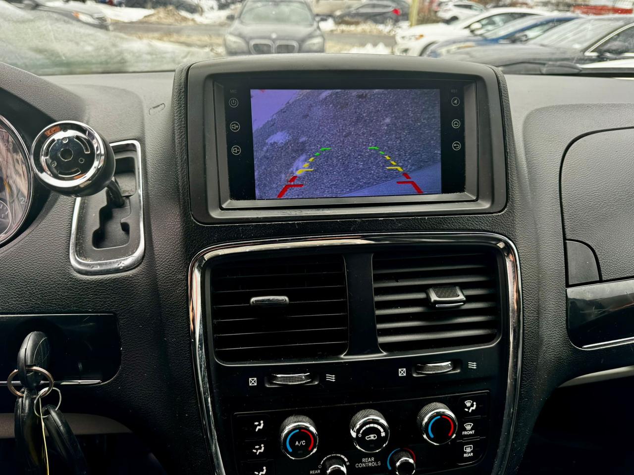 2014 Dodge Grand Caravan SE Photo