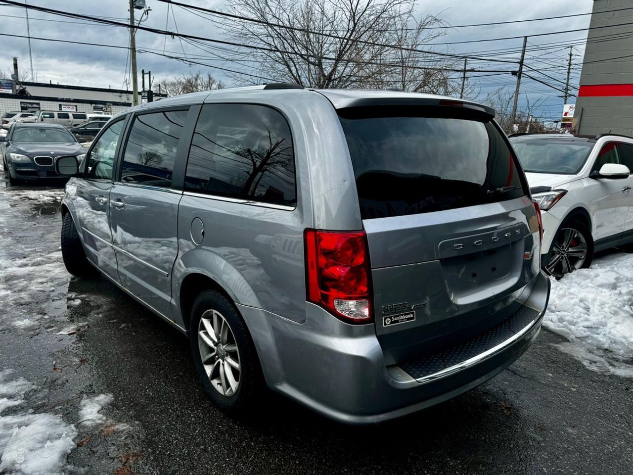 2014 Dodge Grand Caravan SE Photo