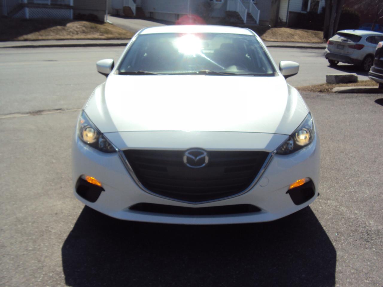2014 Mazda MAZDA3 GS-SKY Photo