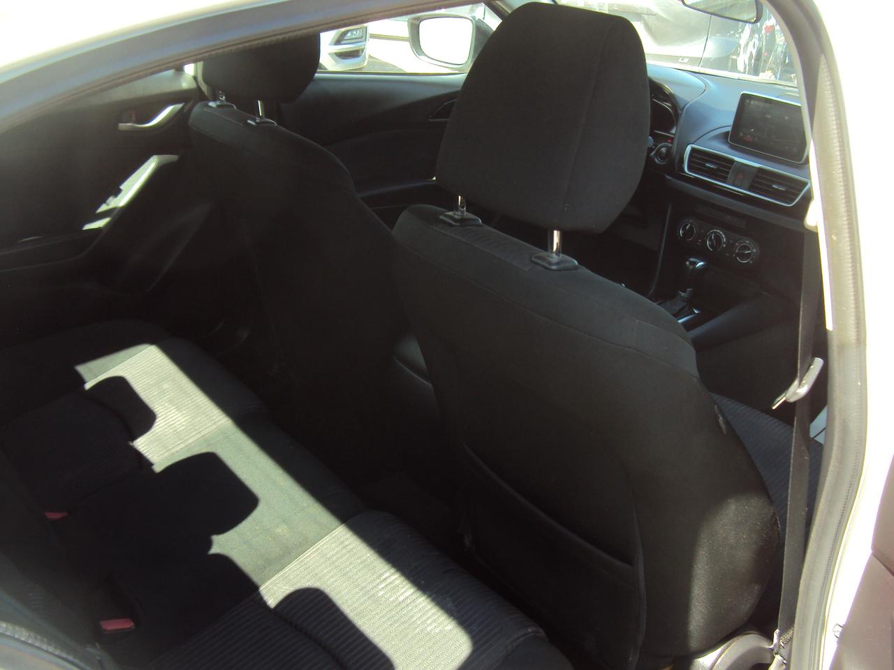 2014 Mazda MAZDA3 GS-SKY Photo