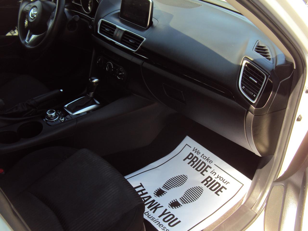 2014 Mazda MAZDA3 GS-SKY Photo