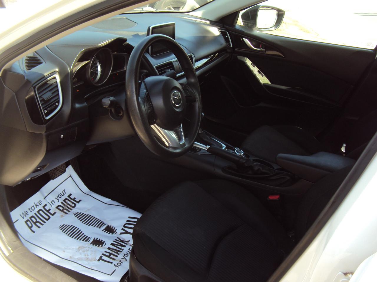 2014 Mazda MAZDA3 GS-SKY Photo