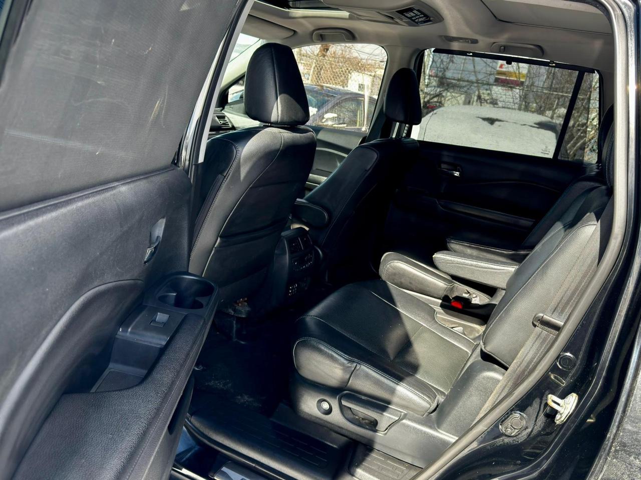 2017 Honda Pilot Touring Photo