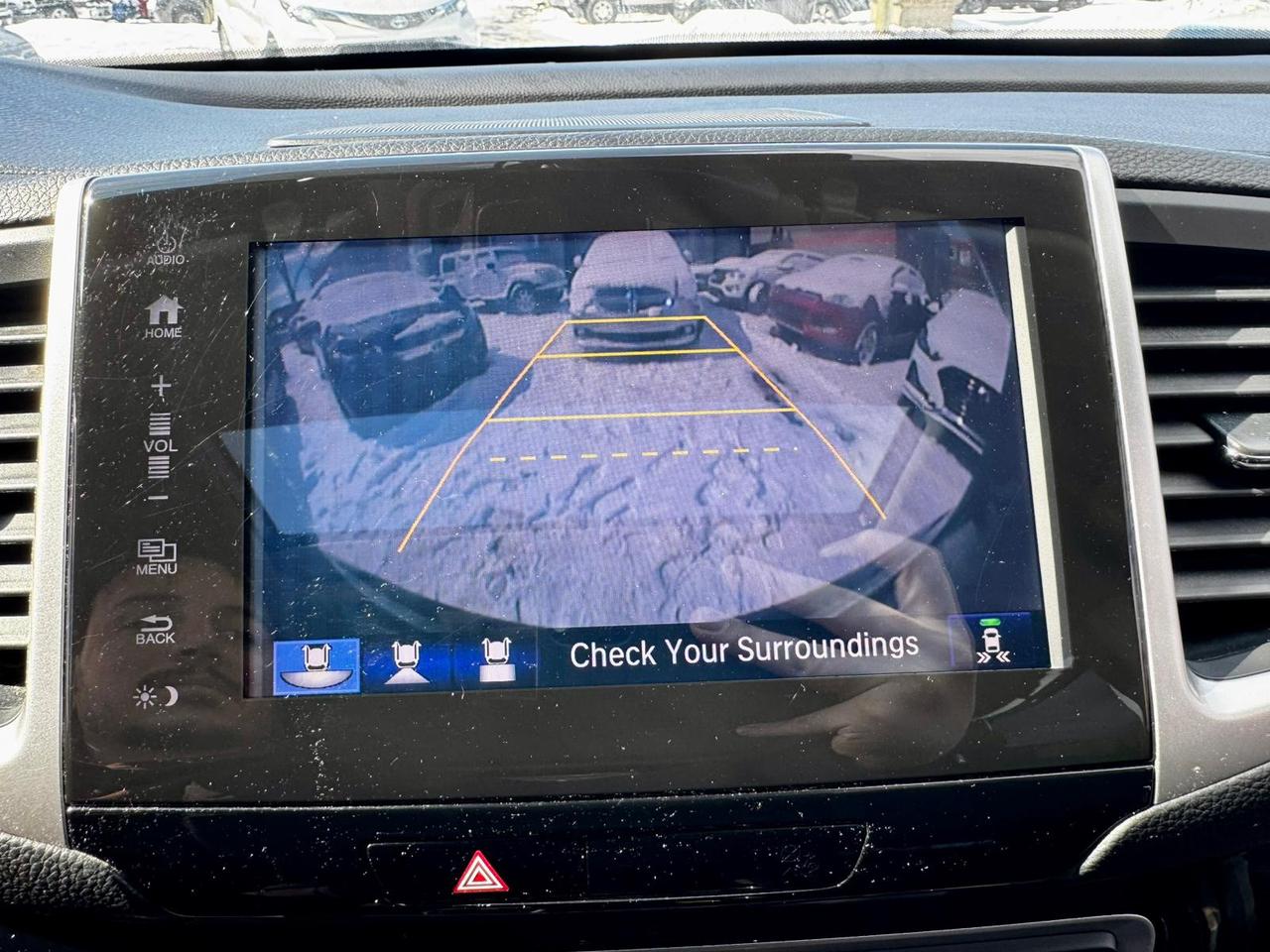 2017 Honda Pilot Touring Photo