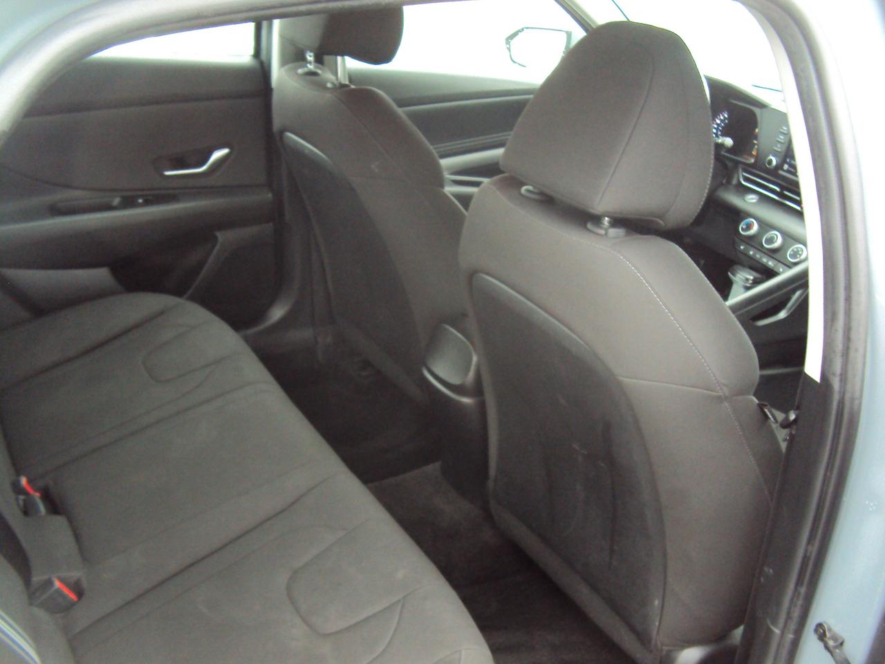 2021 Hyundai Elantra Preferred Photo