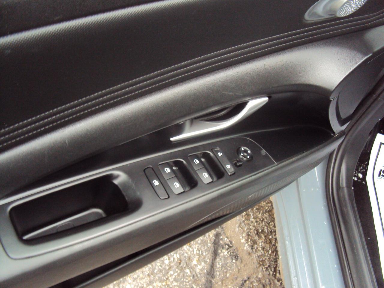 2021 Hyundai Elantra Preferred Photo