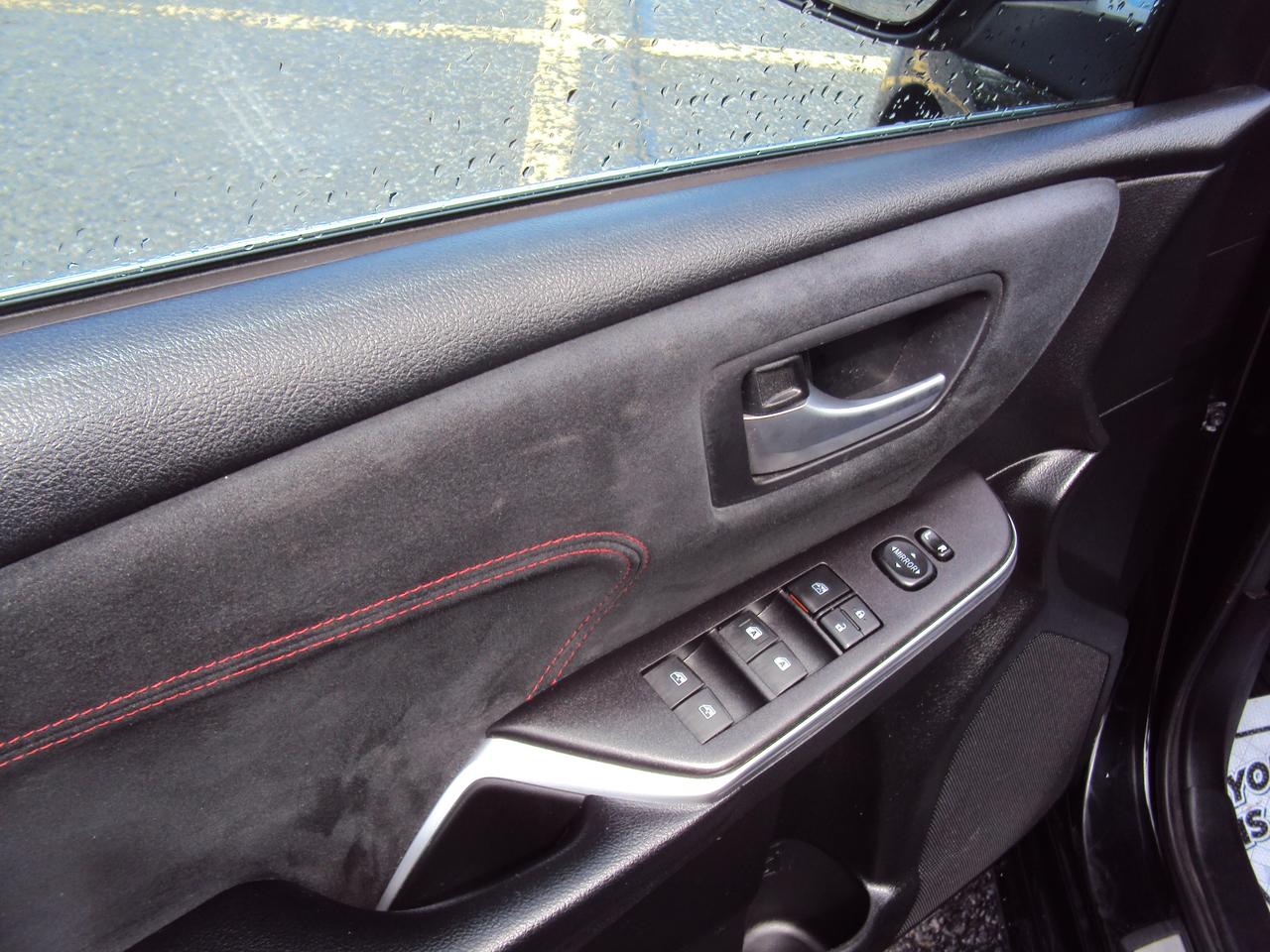 2016 Toyota Camry XSE Photo