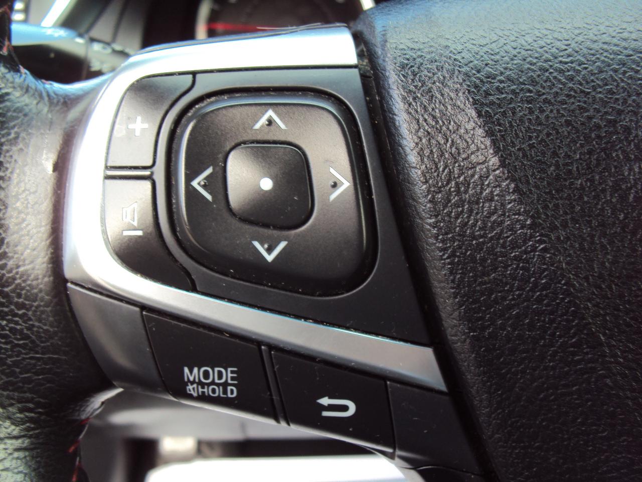 2016 Toyota Camry XSE Photo