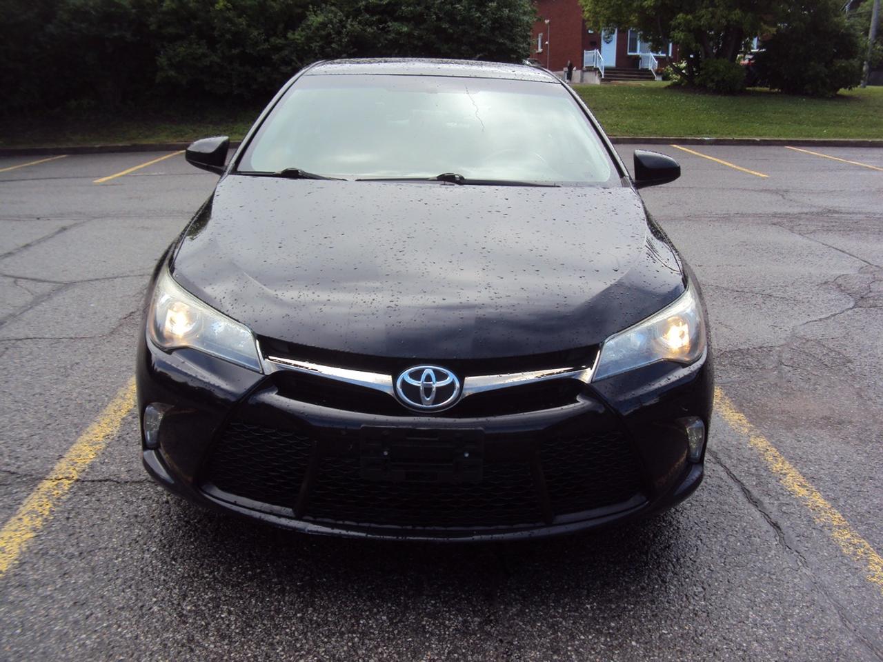 2016 Toyota Camry XSE Photo