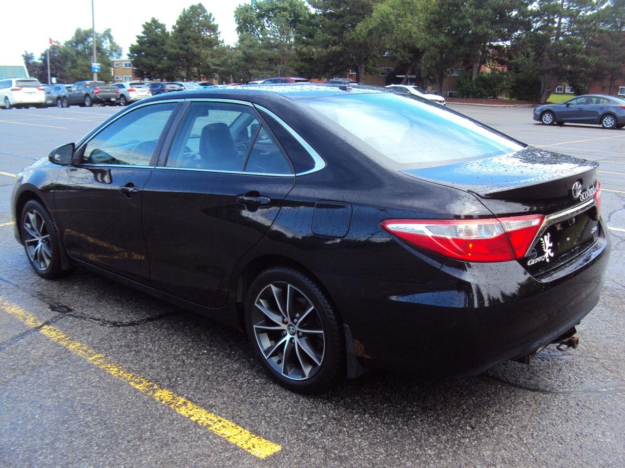 2016 Toyota Camry XSE Photo