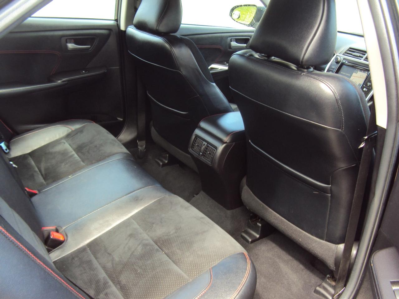 2016 Toyota Camry XSE Photo