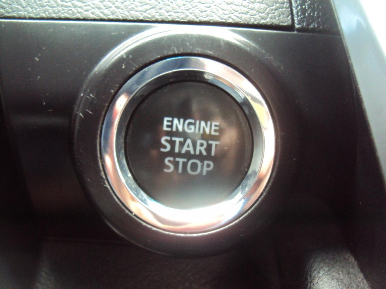 2016 Toyota Camry XSE Photo