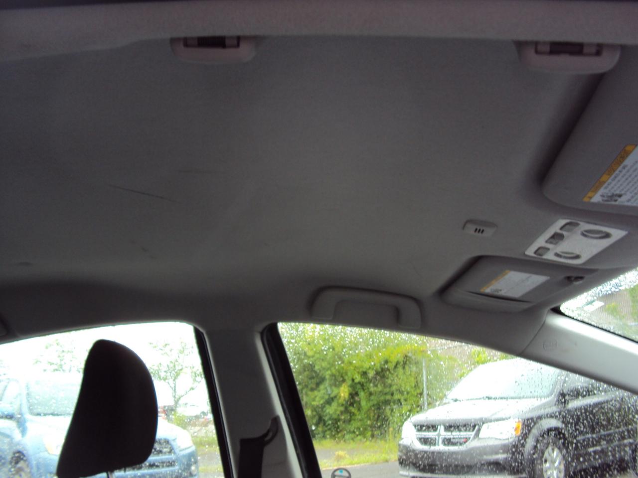 2017 Toyota Prius c Tech Photo