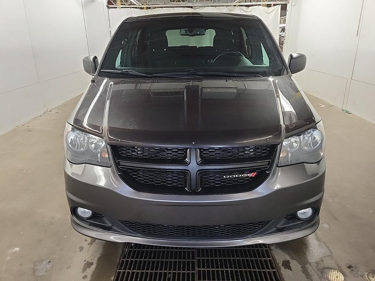 2017 Dodge Grand Caravan SXT Photo