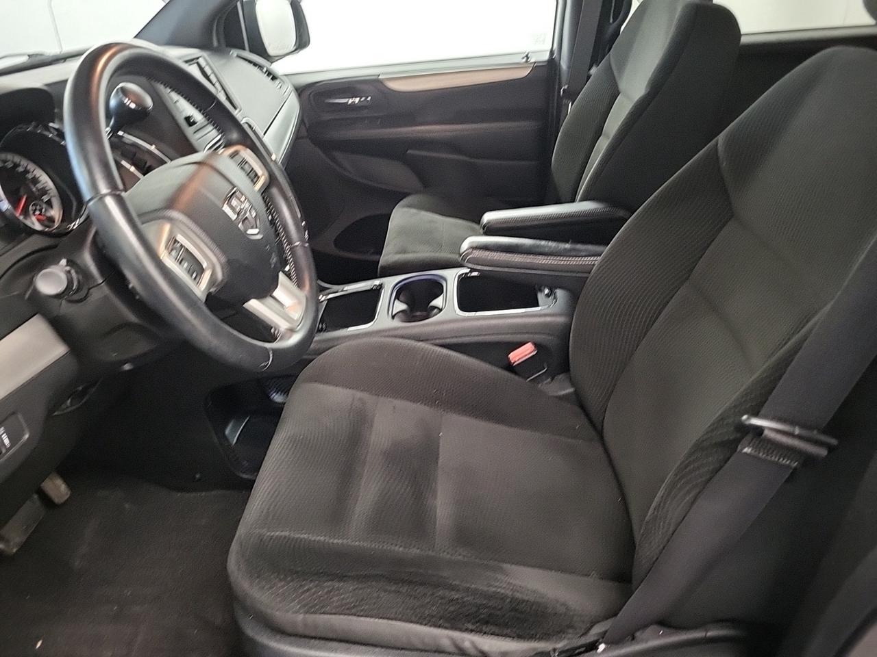 2017 Dodge Grand Caravan SXT Photo