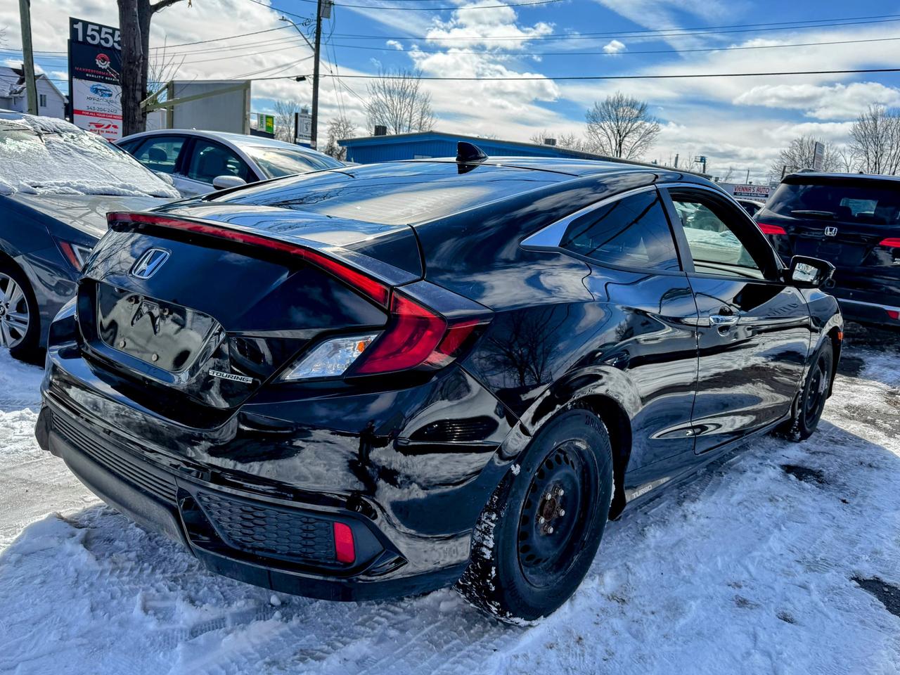 2017 Honda Civic Touring Photo3