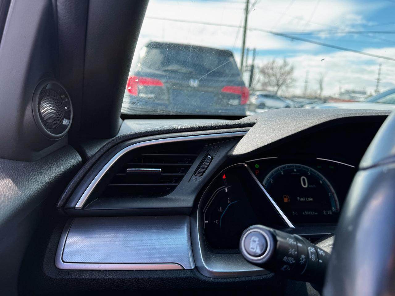 2017 Honda Civic Touring Photo