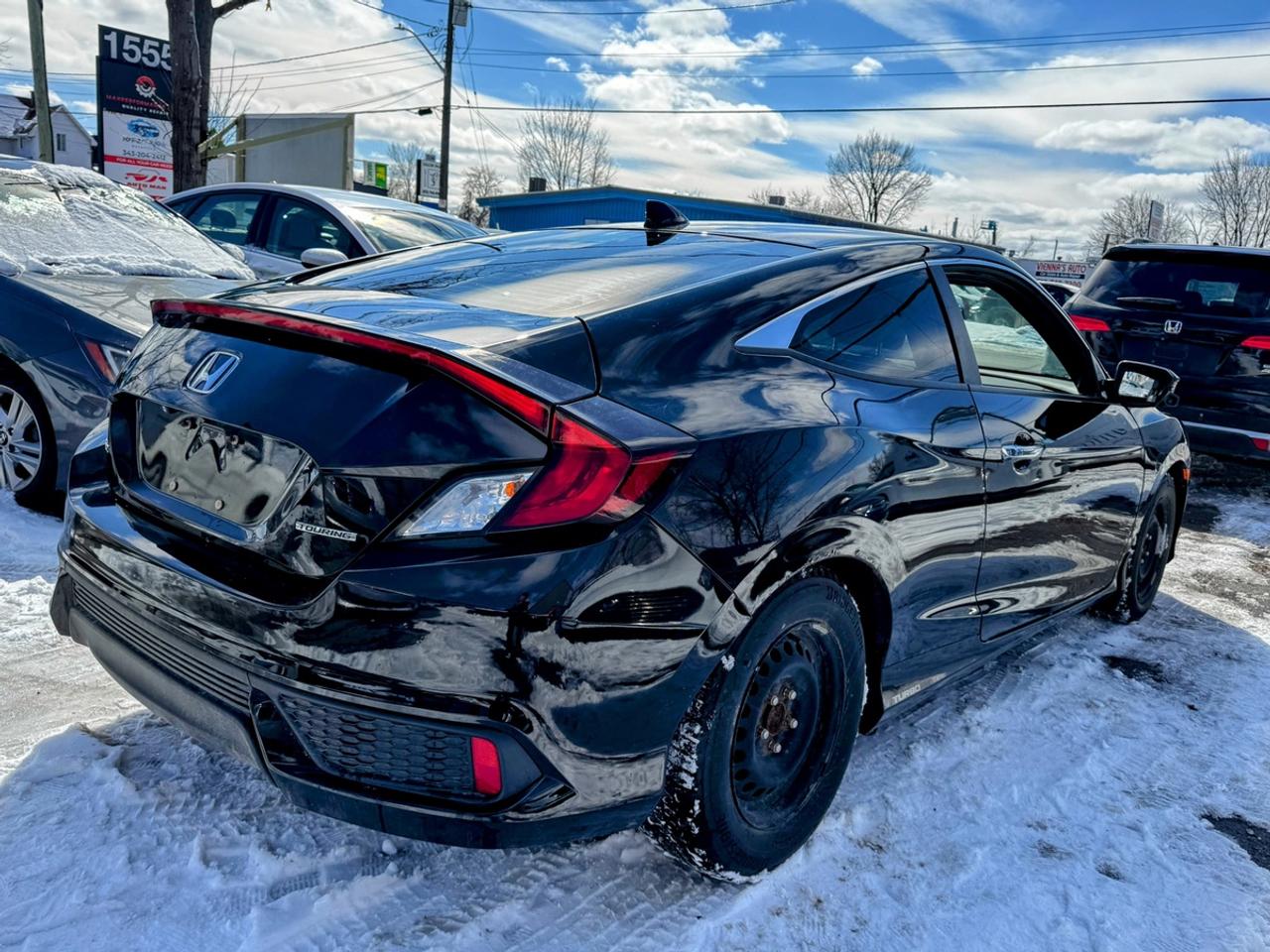 2017 Honda Civic Touring Photo
