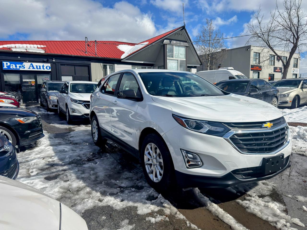 2021 Chevrolet Equinox LS Photo