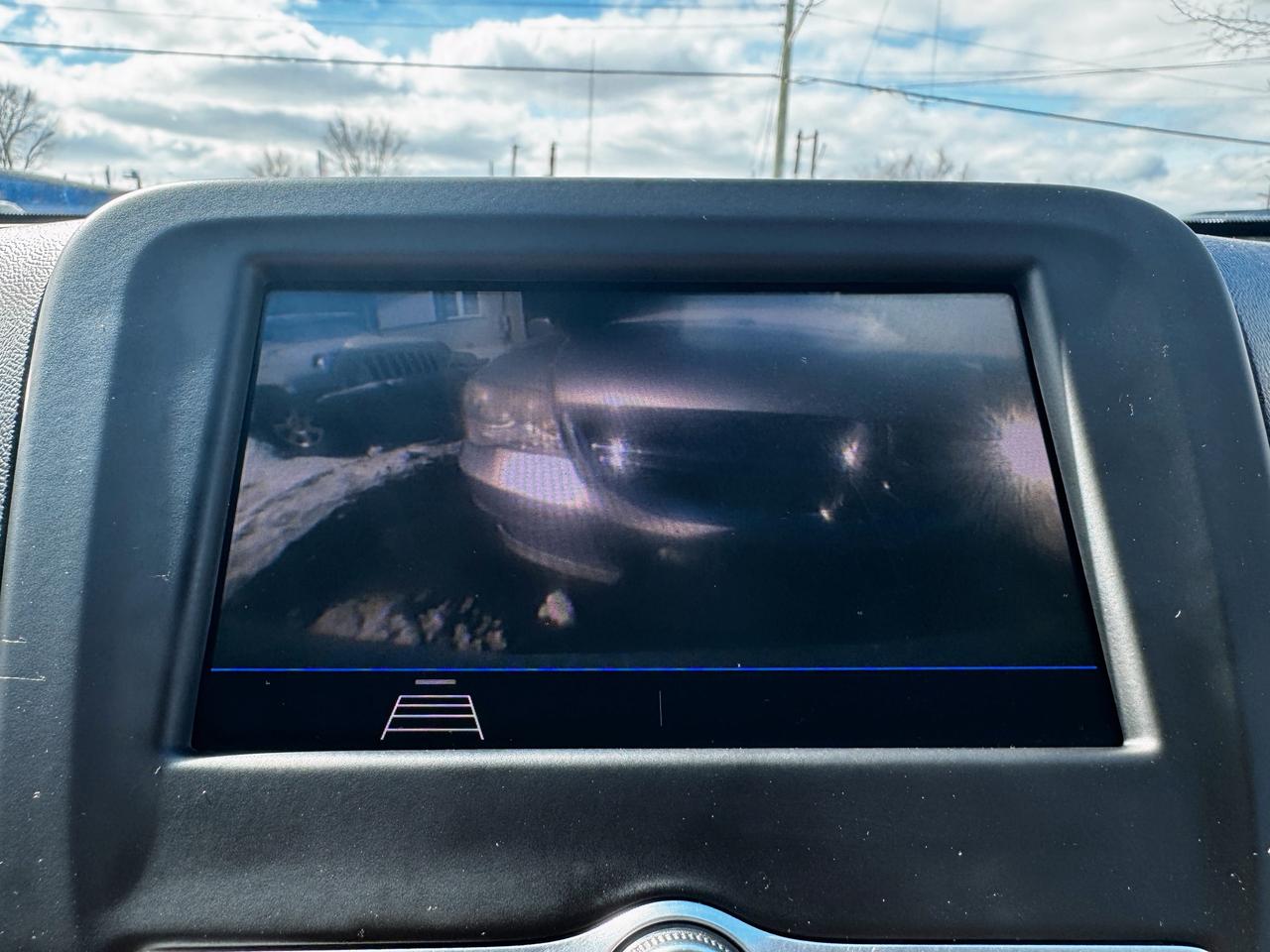 2021 Chevrolet Equinox LS Photo