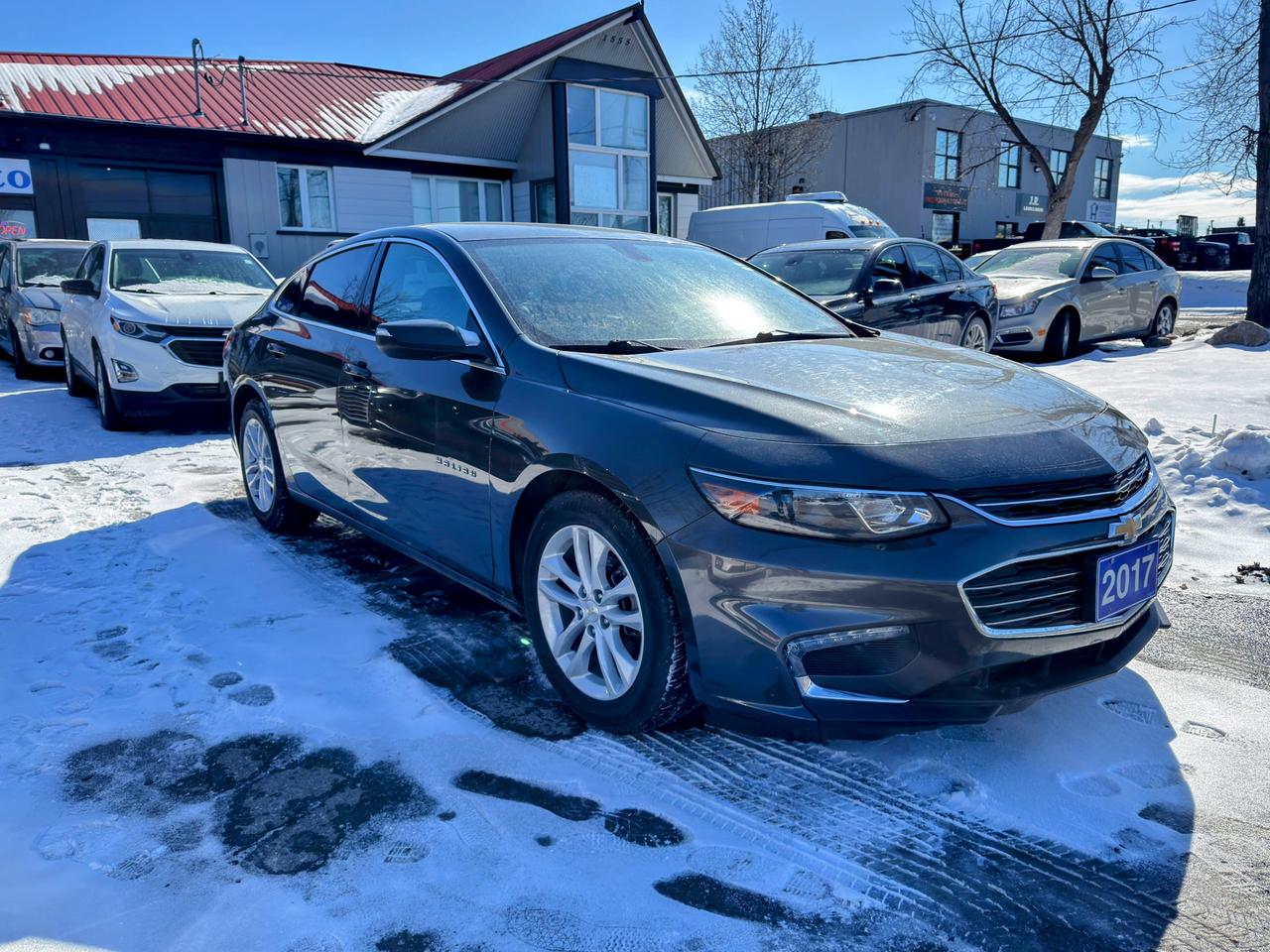 2017 Chevrolet Malibu LT Photo