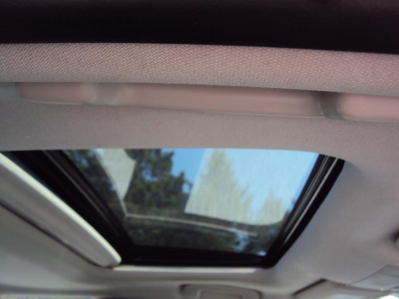 2021 Toyota Corolla LE Photo