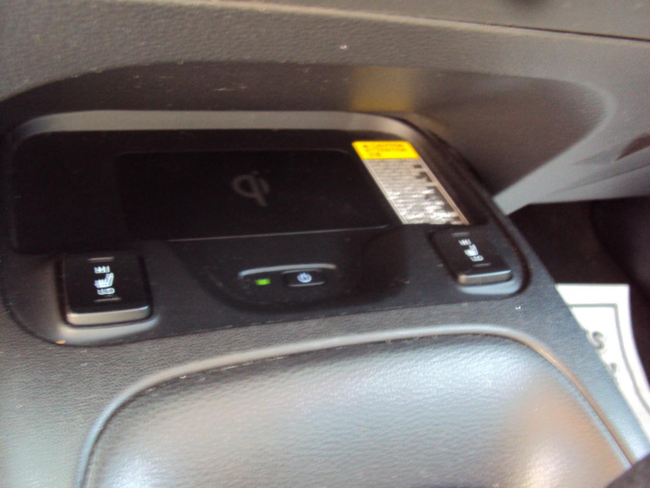 2021 Toyota Corolla LE Photo