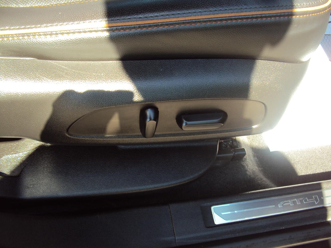 2020 GMC Acadia AT4 Photo