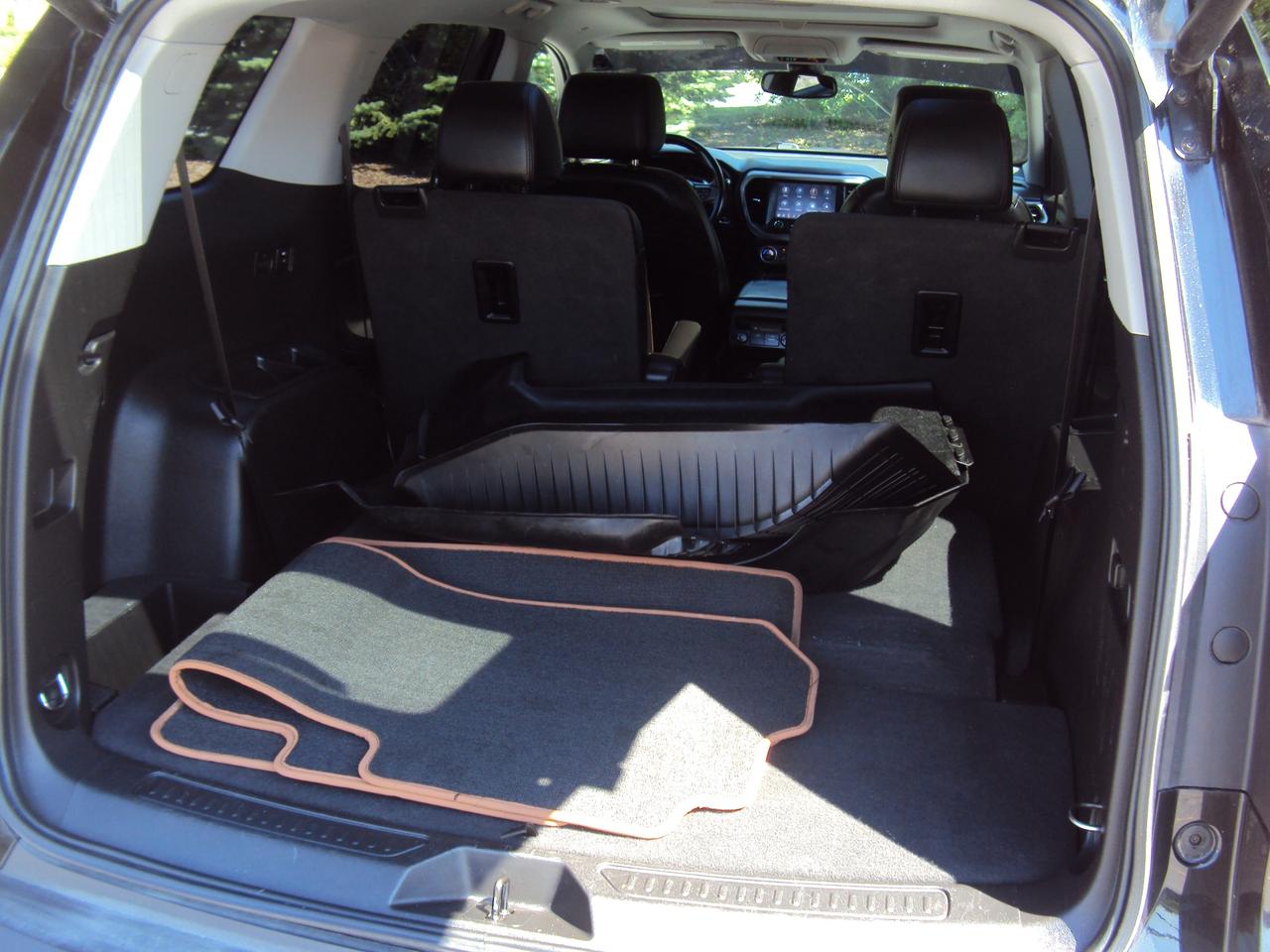 2020 GMC Acadia AT4 Photo