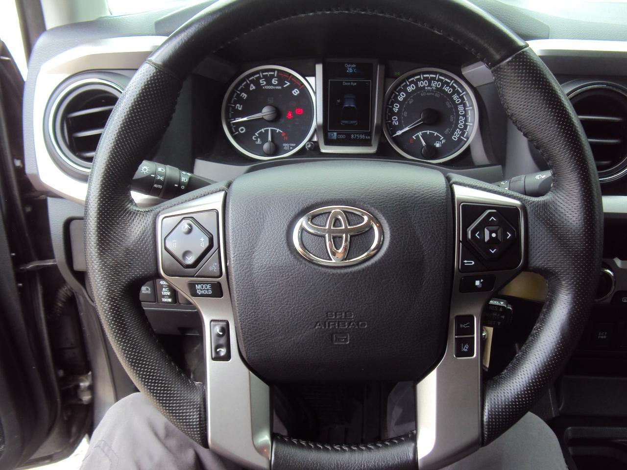 2022 Toyota Tacoma SR5 Super Photo