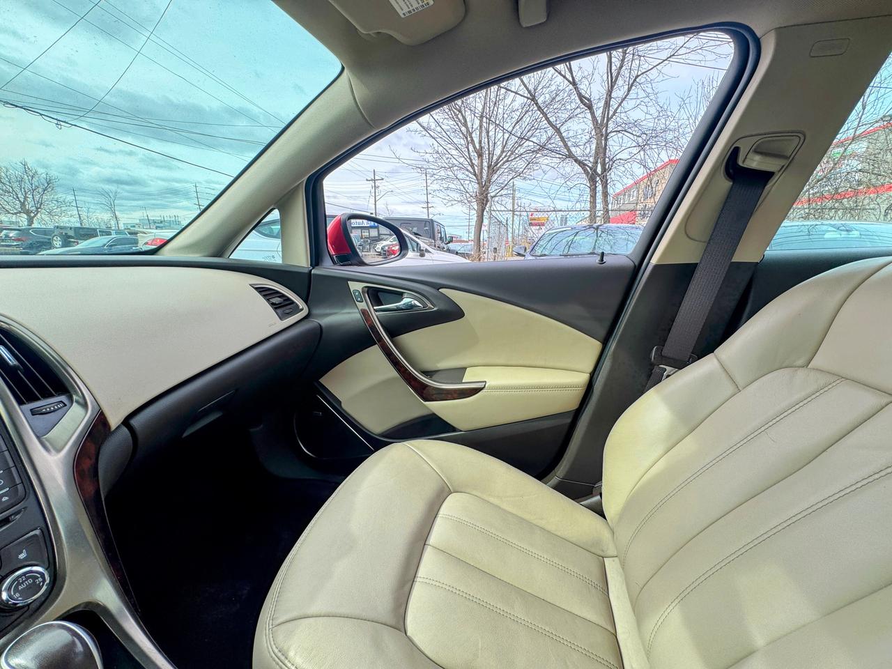 2015 Buick Verano  Photo