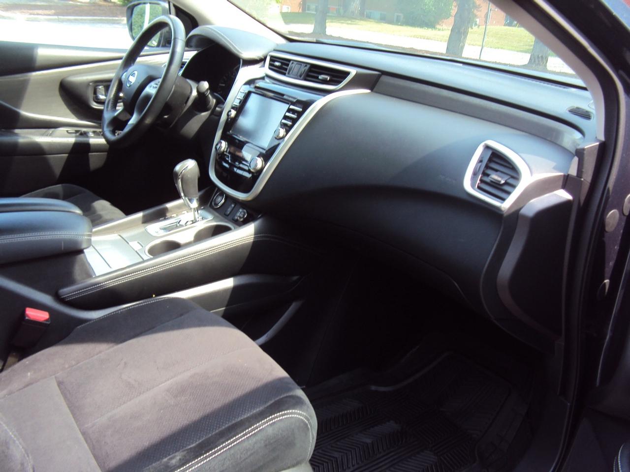2017 Nissan Murano SV Photo