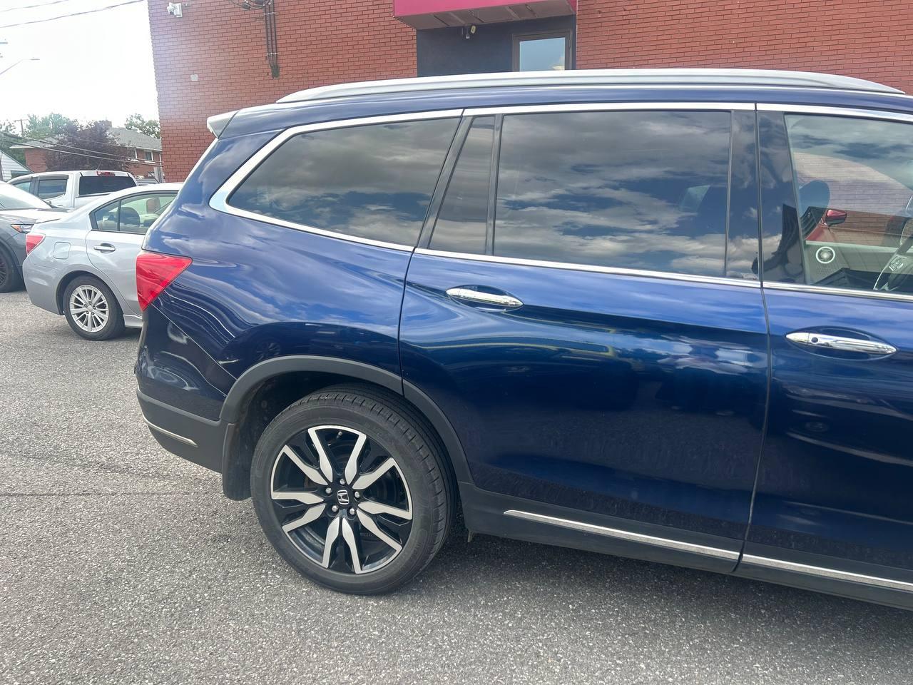 2021 Honda Pilot Touring Photo